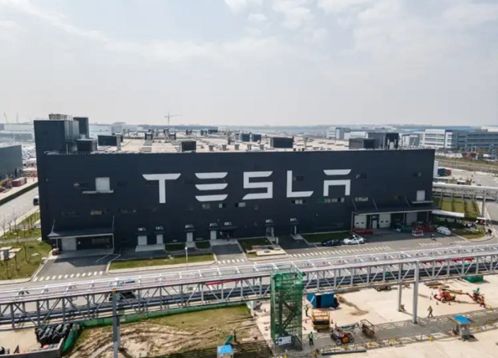 tesla-gigafactory-1