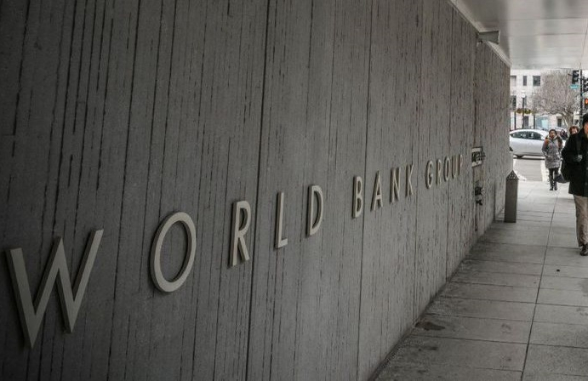 world-bank-walk