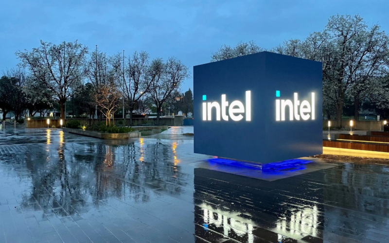 intel logo blue